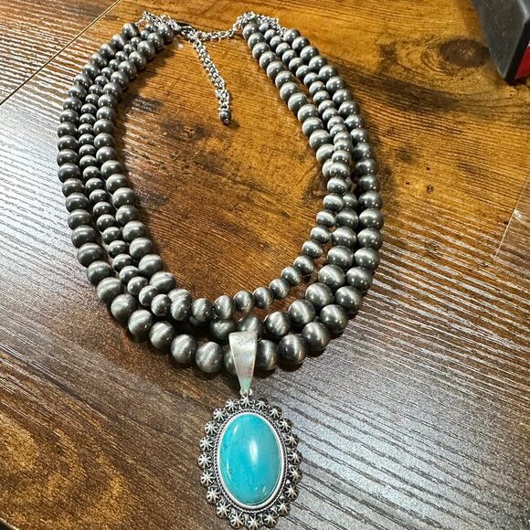 Navajo Turquoise Beaded Necklace 18 Inch 3‎ Strand Design, Boho Cowgirl Style, S - Picture 7 of 11